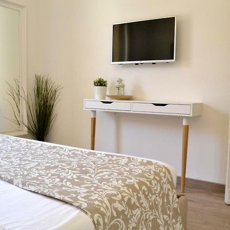 Modarno Exclusive Apartments Флоренція Екстер'єр фото